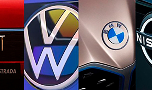 Evolução de logotipos de carros, destacando designs modernos e minimalistas.