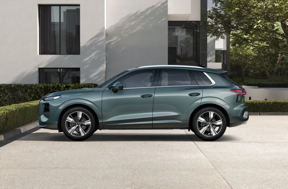 Q3 SUV
