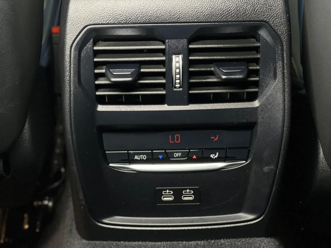 f963de19-cbf5-4f9d-958c-cbffa8987e76.jpg