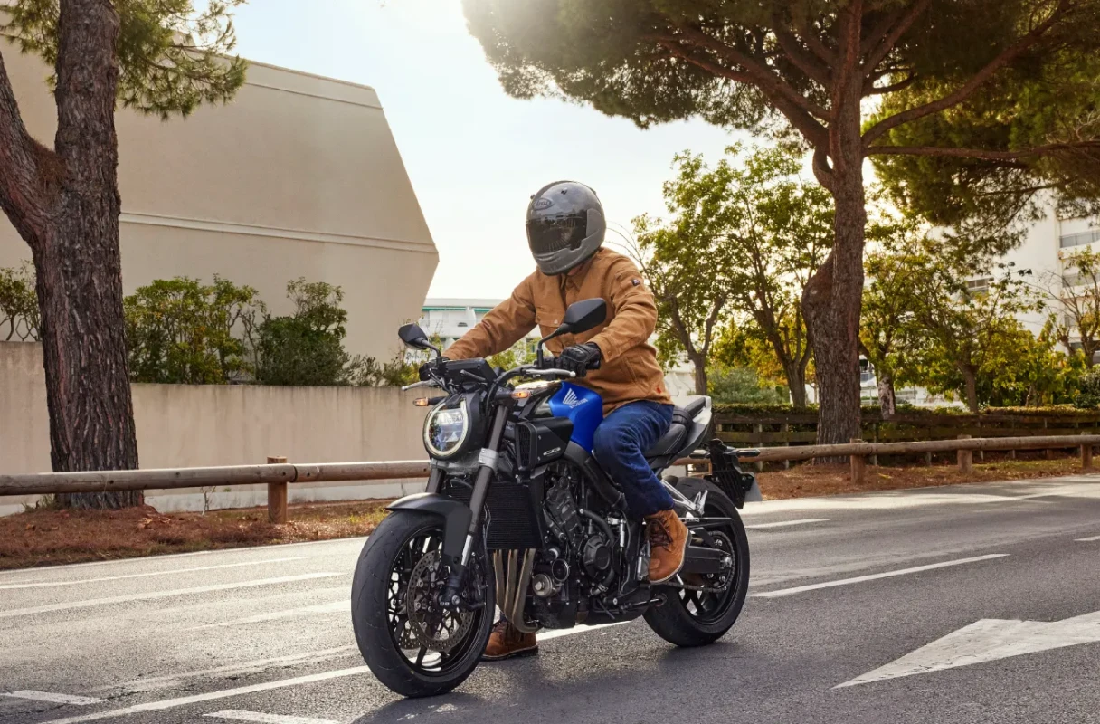 CB650R E-Clutch