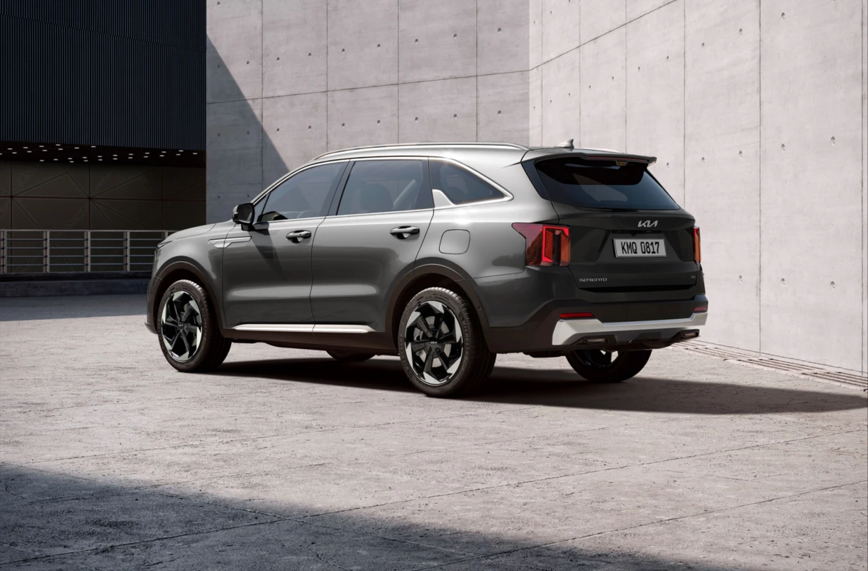Kia Sorento — 6