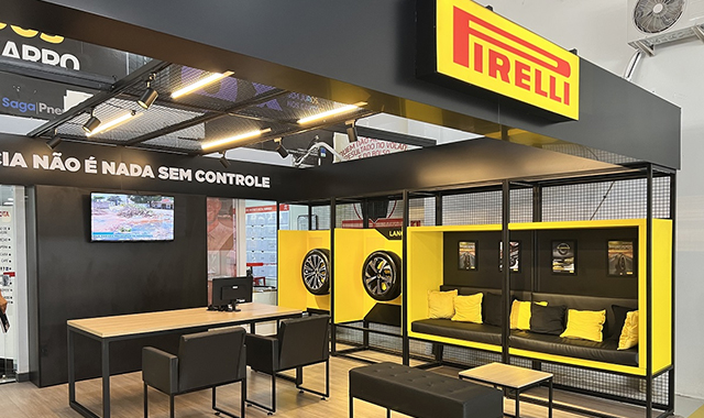 Loja Pirelli store in store em concessionária Grupo Saga