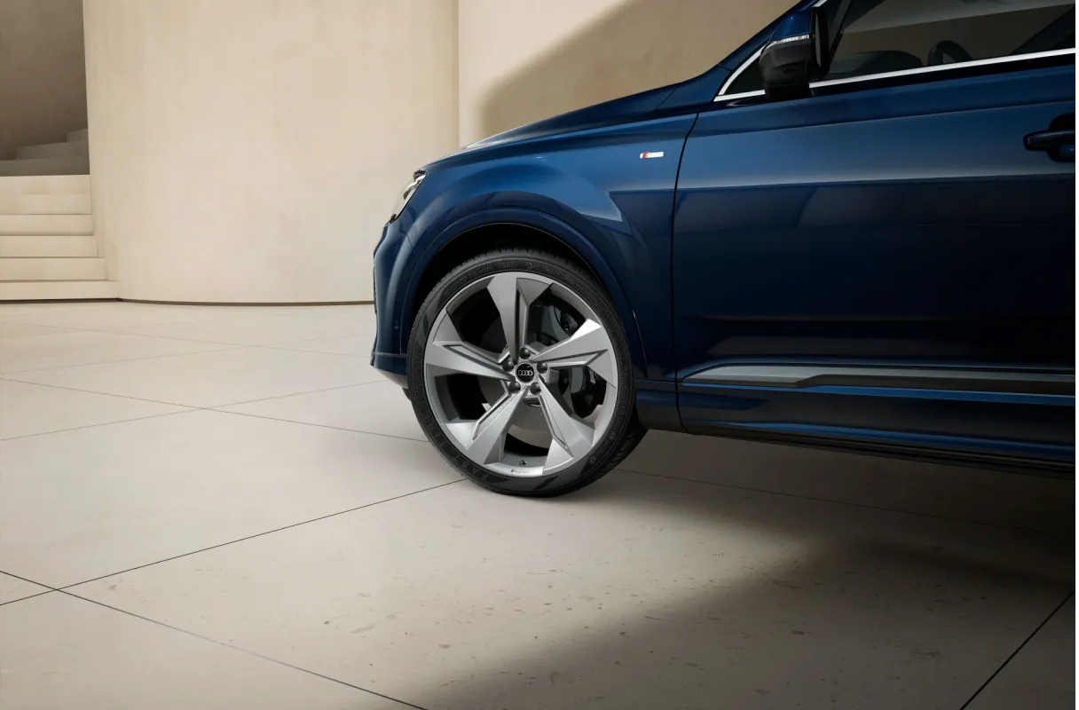 Q7 SUV