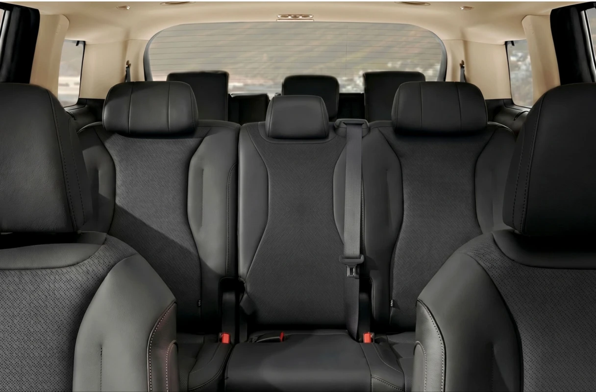 Kia Carnival — 15