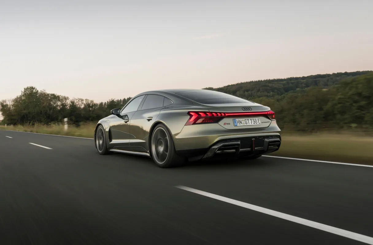 RS e-tron GT performance