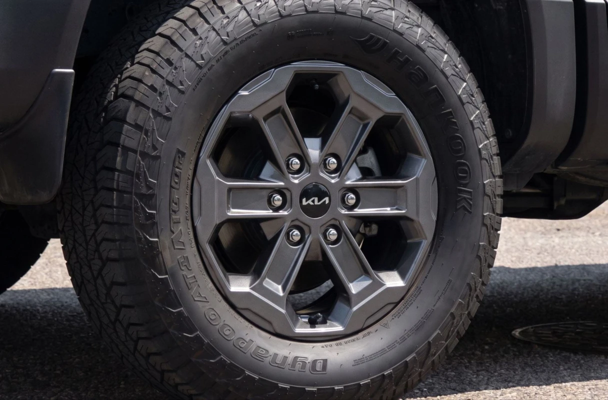 Kia Tasman — 12