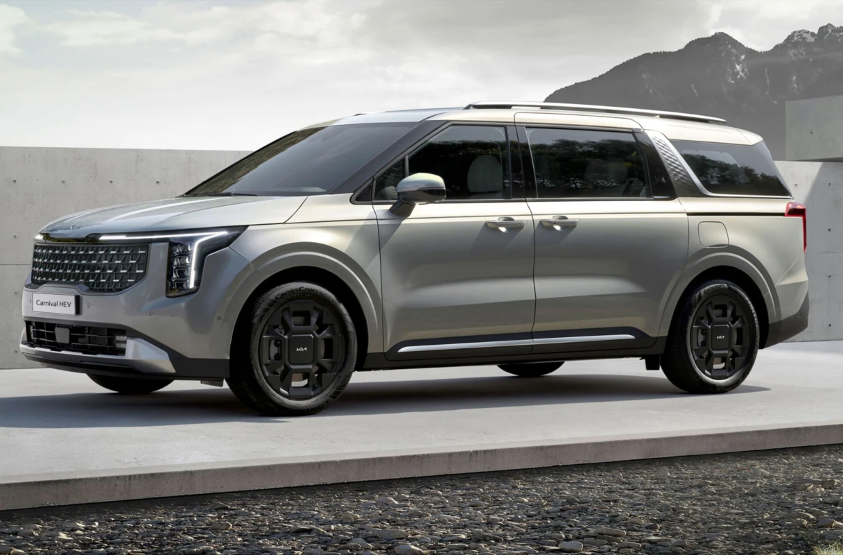 Kia Carnival — 2