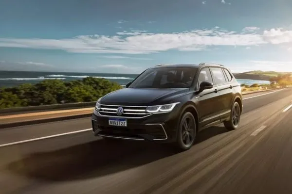 Volkswagen Tiguan estrada