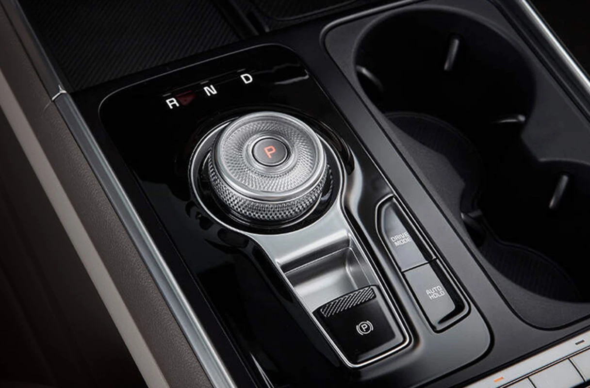 Kia Carnival — 12